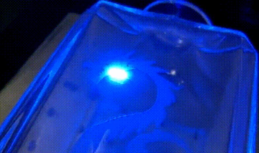 紫外激光打标玻璃瓶工艺